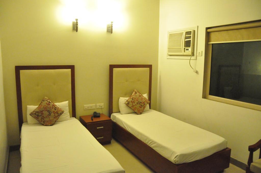 Hotel Deviram Palace Agra  Exteriér fotografie