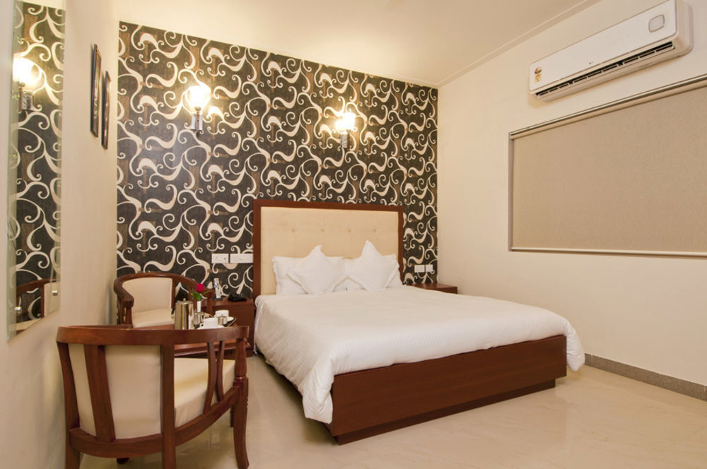 Hotel Deviram Palace Agra  Exteriér fotografie